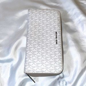 White and grey MK logo wallet